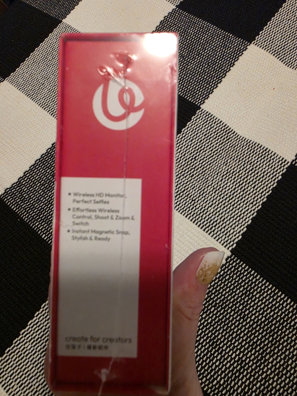 Red SelfiePod VM02 - Compact Digital Camera Accessory - Picture 6 of 6